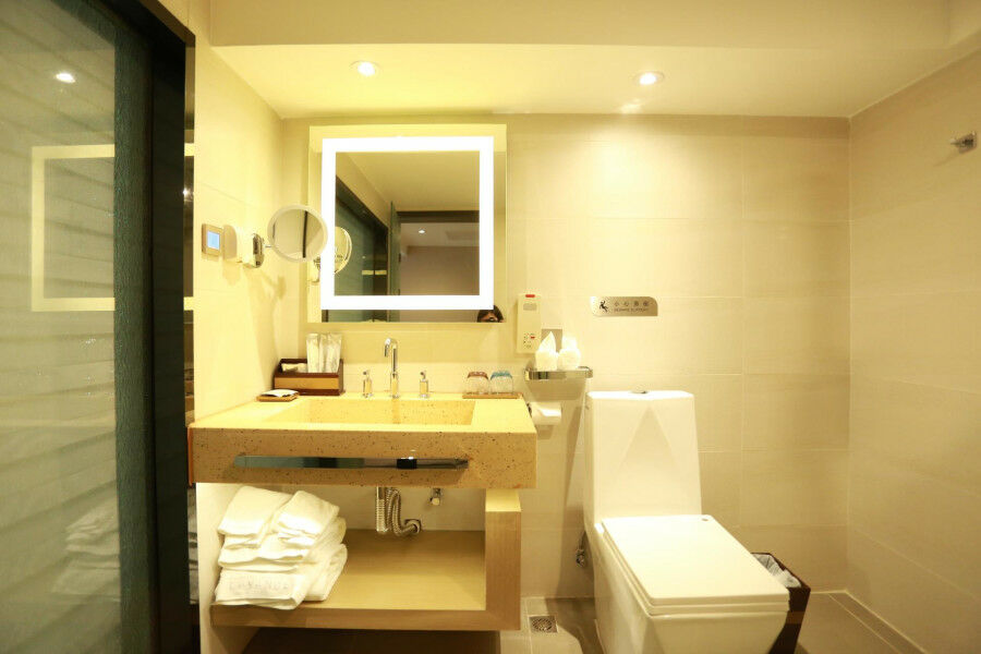 Lavande Hotel Baogang Avenue Guangbai Xinyi Branch Guangzhou Exterior foto